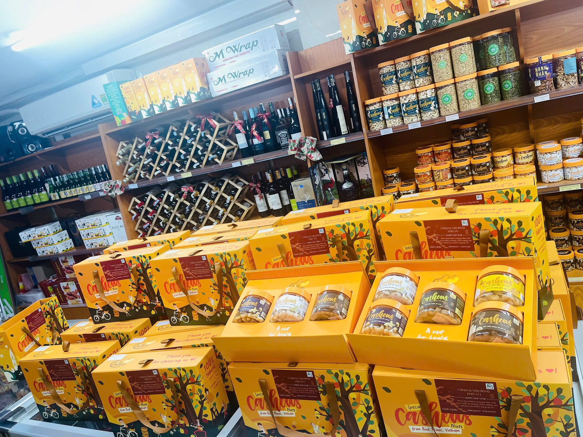 The Journey of Bringing Cashews to Supermarket Shelves Across Vietnam